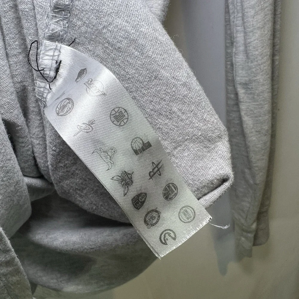 Brooklyn Nets NBA Classic Gray Team Logo Medium Long Sleeve‎ Shirt M